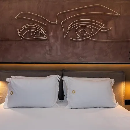 Onira Dreams Hotel