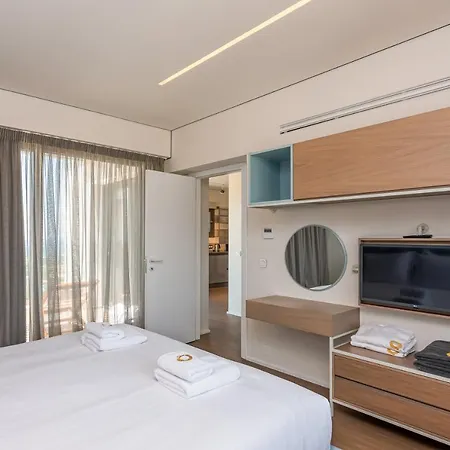 Hotel Onira Dreams