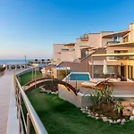 Hotel Onira Dreams