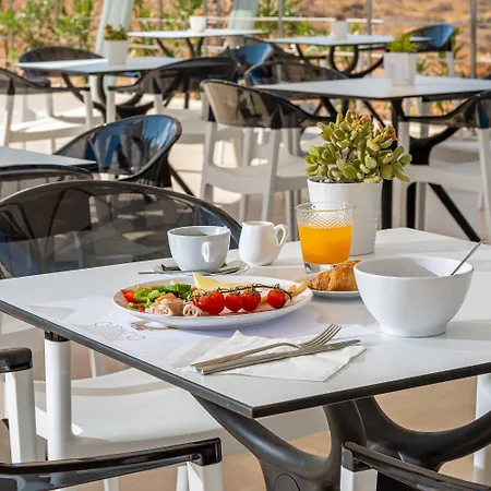 Hotel Onira Dreams 4*