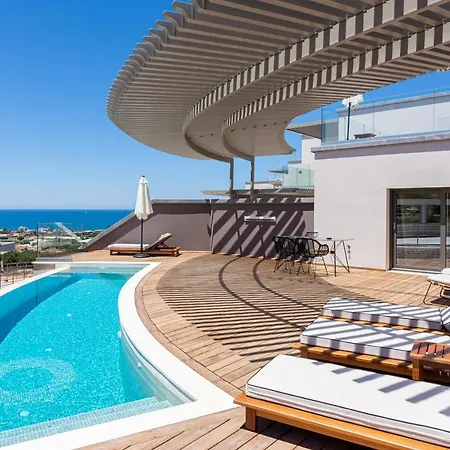 Onira Dreams Hotel