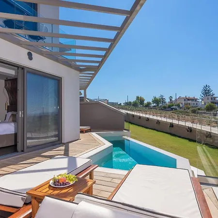 Onira Dreams Hotel