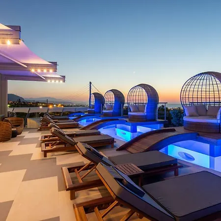 Onira Dreams 호텔 4*